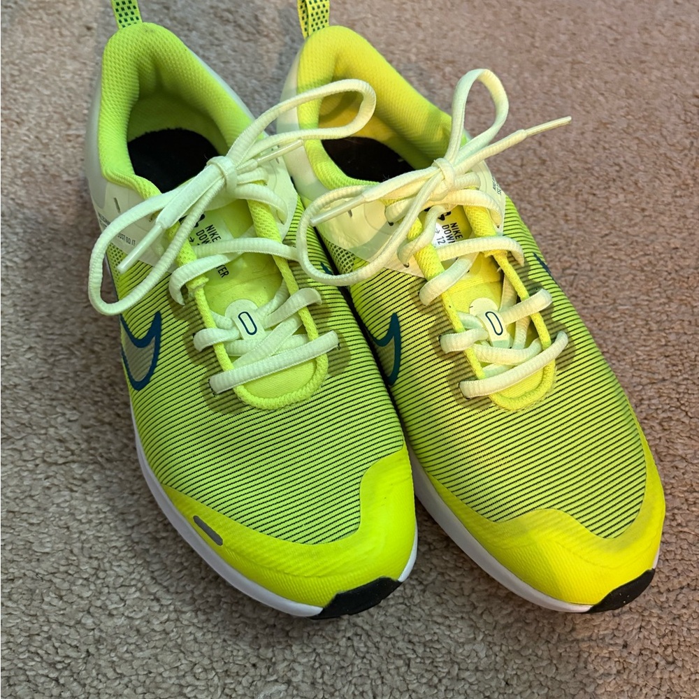 Nike Downshifter 12 "Volt/Bright Spruce/Barely Volt/Black" Boys' Running Shoe